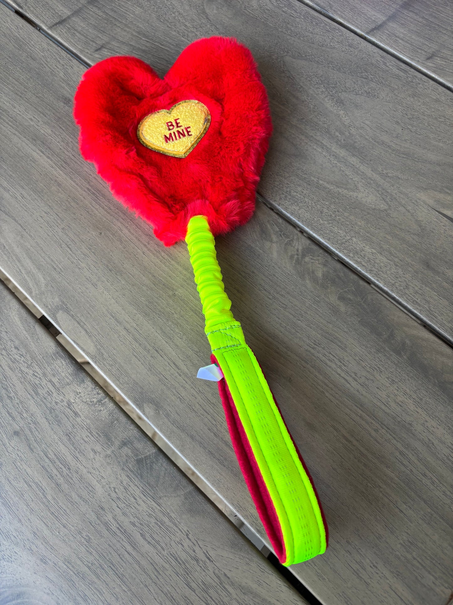 Valentine Faux Fur Tugs w Crackle