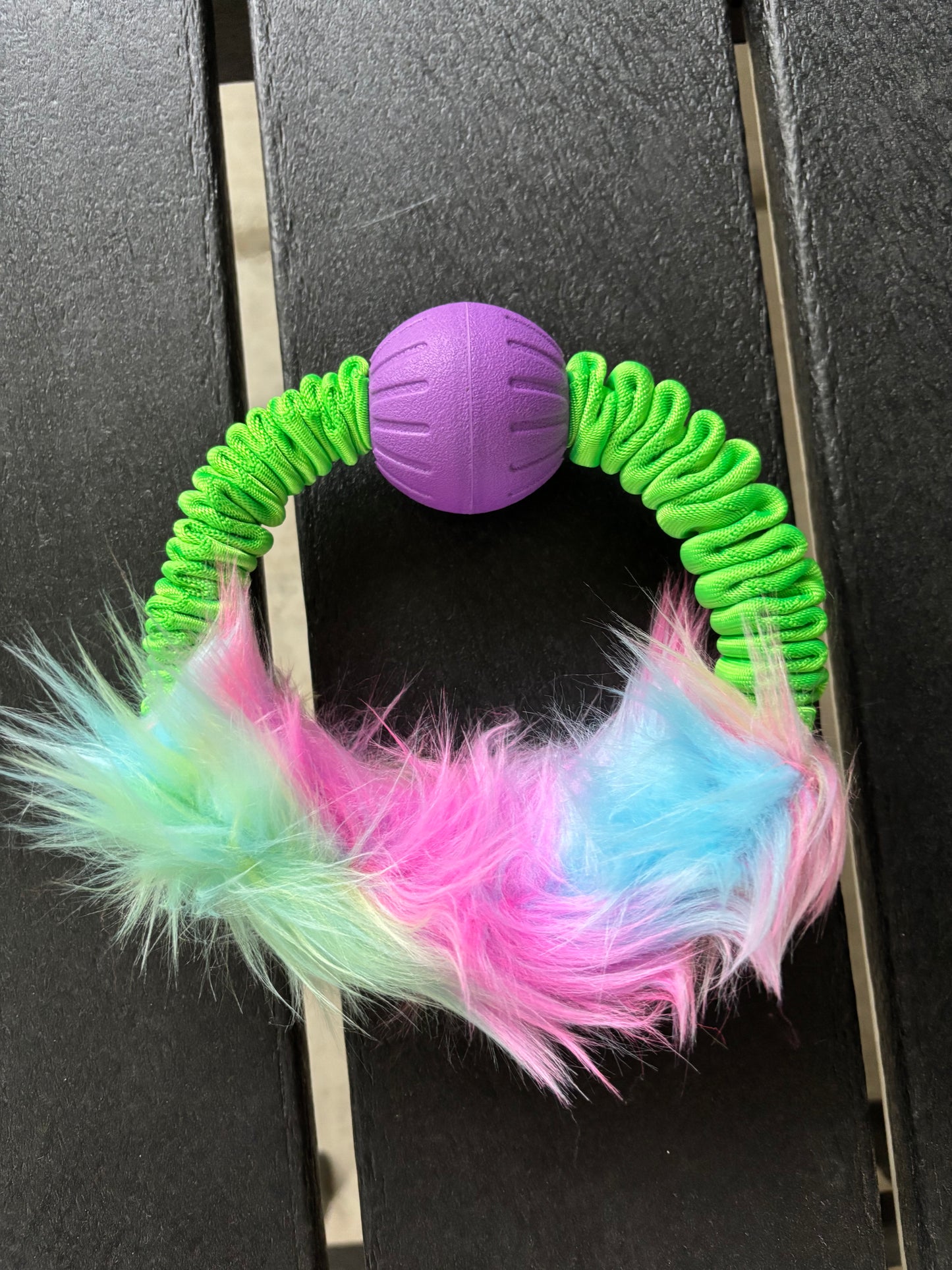 Sm Foam Ball Circle w Faux Fur